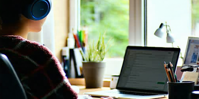 Noise-canceling Headphones For Collaborative Workspaces